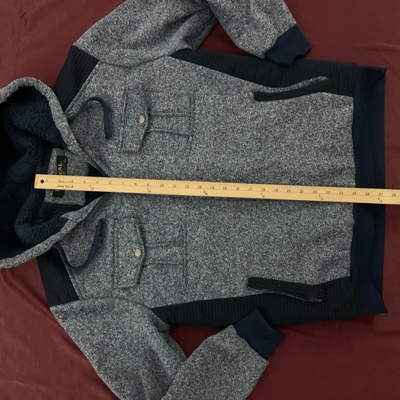 VERTICAL SPORT Heavy Knit Winter Hoodie - Picture 5 of 5